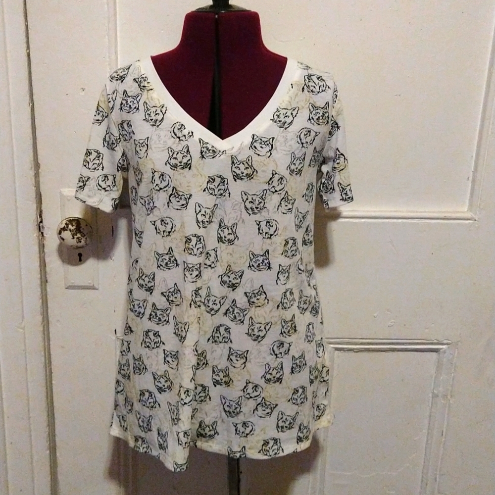 LuLaRoe cats "Christy" top, sz XXS
